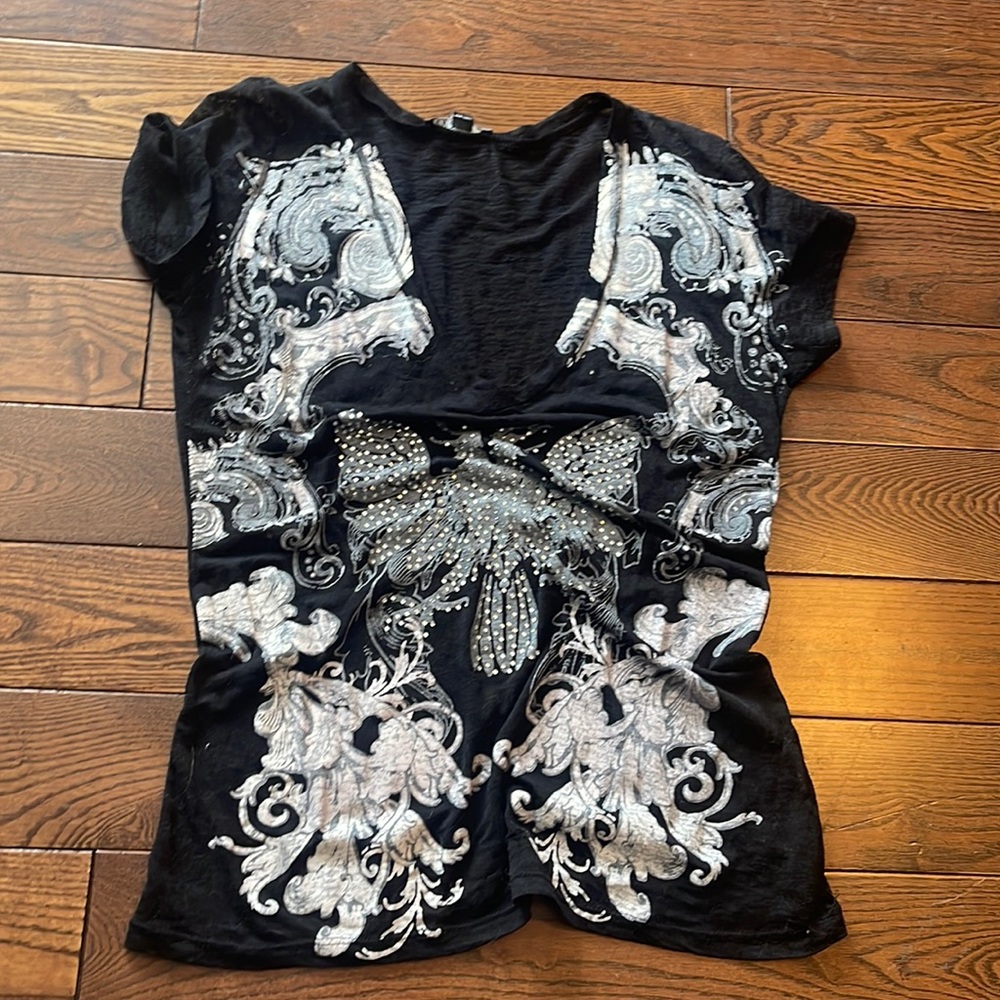Bling black T-Shirt size Large Stiches brand
